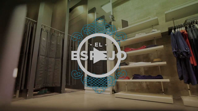 activación de marca espejo magico